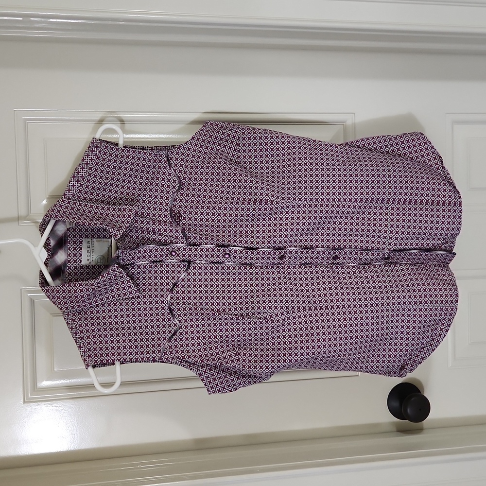 Roper sleeveless western snap shirt. Excellent used condition.